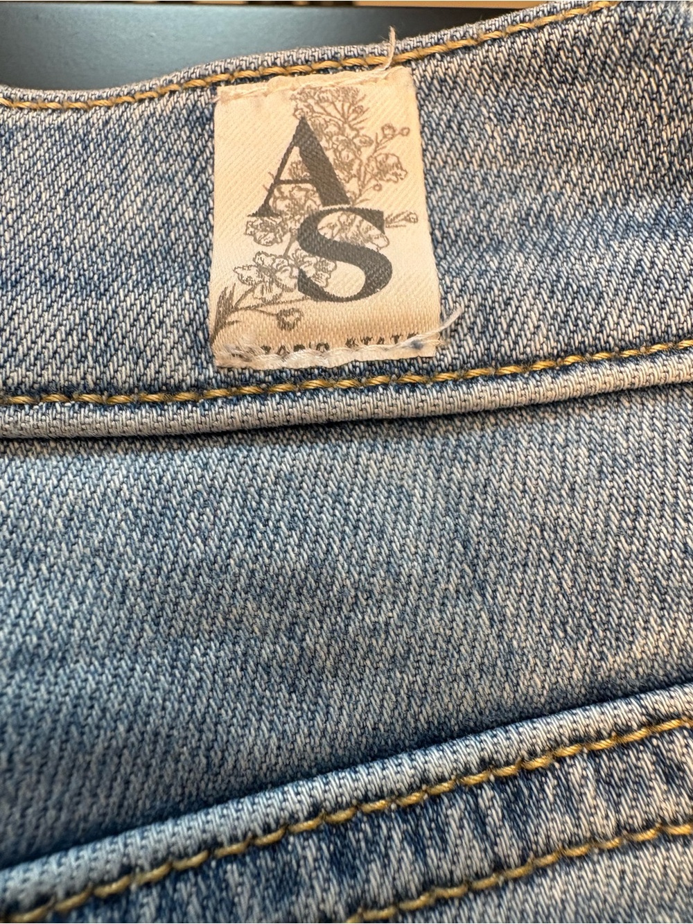 Altar'd State Light Blue Distressed Cropped Jeans - Picture 7 of 12
